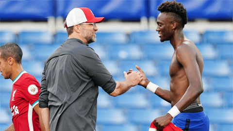 Klopp dùng chiêu cũ, Abraham sẽ là Salah 2.0 của Liverpool?