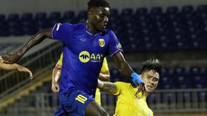 Cúp tứ hùng miền Trung 2022: SLNA 'hủy diệt' Thanh Hóa nhờ cú hat-trick của Olaha