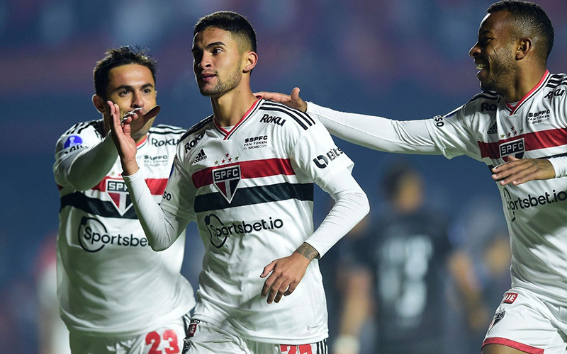 Soi kèo Botafogo vs Sao Paulo lúc 2h00 ngày 17/6/2022