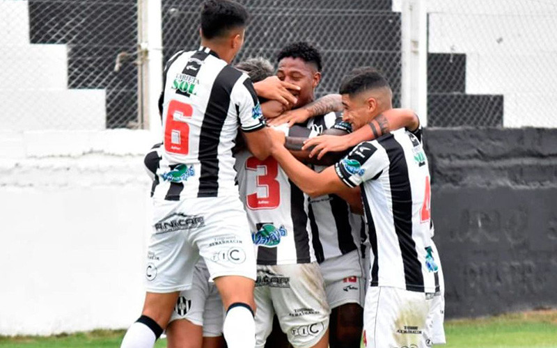 Soi kèo Central Cordoba vs Argentinos Juniors lúc 5h00 ngày 2/7/2022