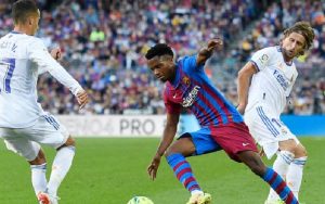 Soi kèo Barcelona vs Real Madrid lúc 10h00 ngày 24/7/2022