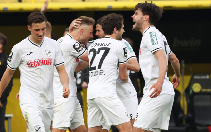 Soi kèo Auxerre vs Saint Etienne lúc 0h00 ngày 27/5/2022